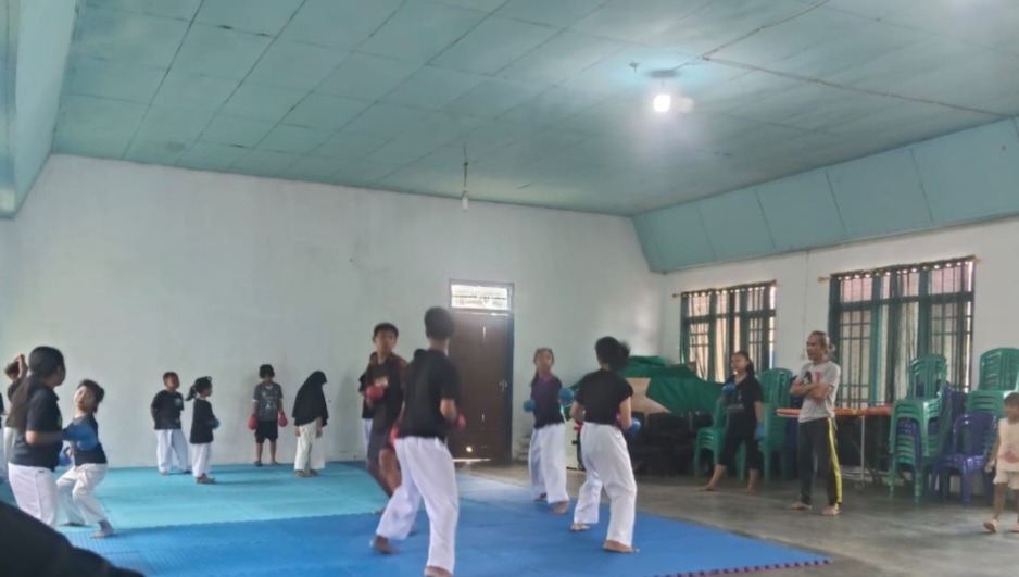 Screenshot_20250512-122229_WhatsApp