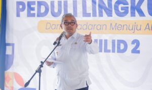 179025591386-lewat-gerakan-pepeling-pemuda-ujungberung-mandalajati-bidik-10-juta-liter-air-diserap-tanah